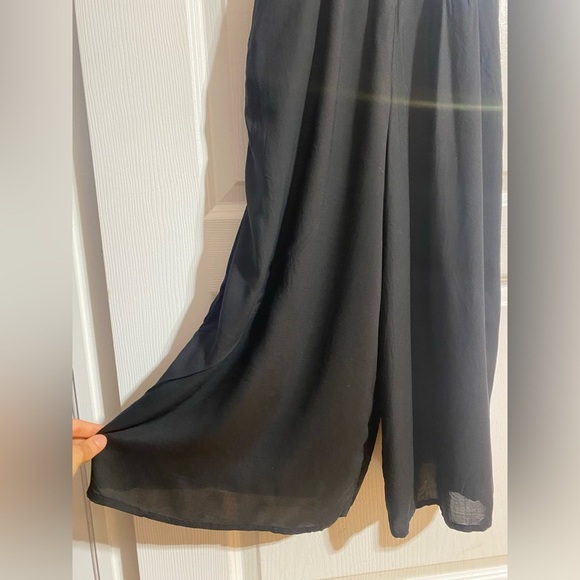 Aritzia Wilfred Irene Wide Leg Flowy Lace Trim V-Neck Black Modal Romper Size XS - Picture 9 of 16